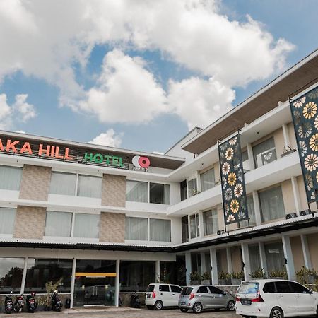 Neo Cempaka Hill Hotel Jember Ngoại thất bức ảnh